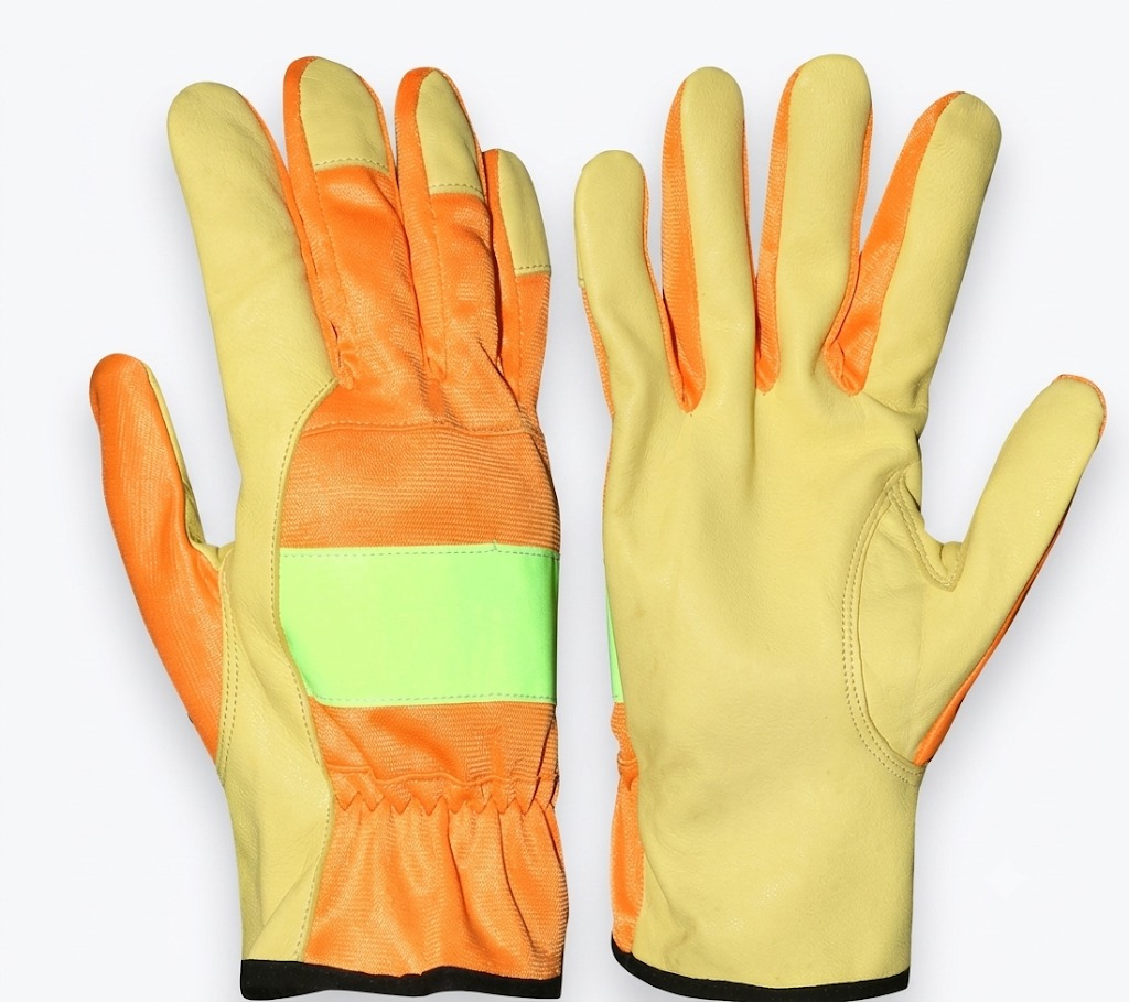 High visibility driver glove